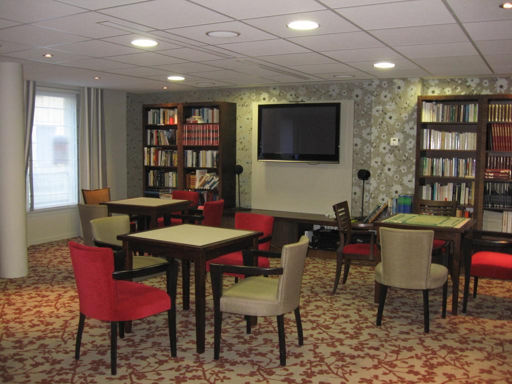 Domitys Le Parc Balsan Aparthotel Châteauroux Екстериор снимка