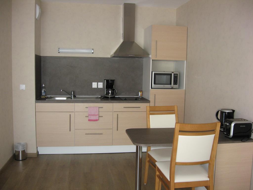 Domitys Le Parc Balsan Aparthotel Châteauroux Екстериор снимка