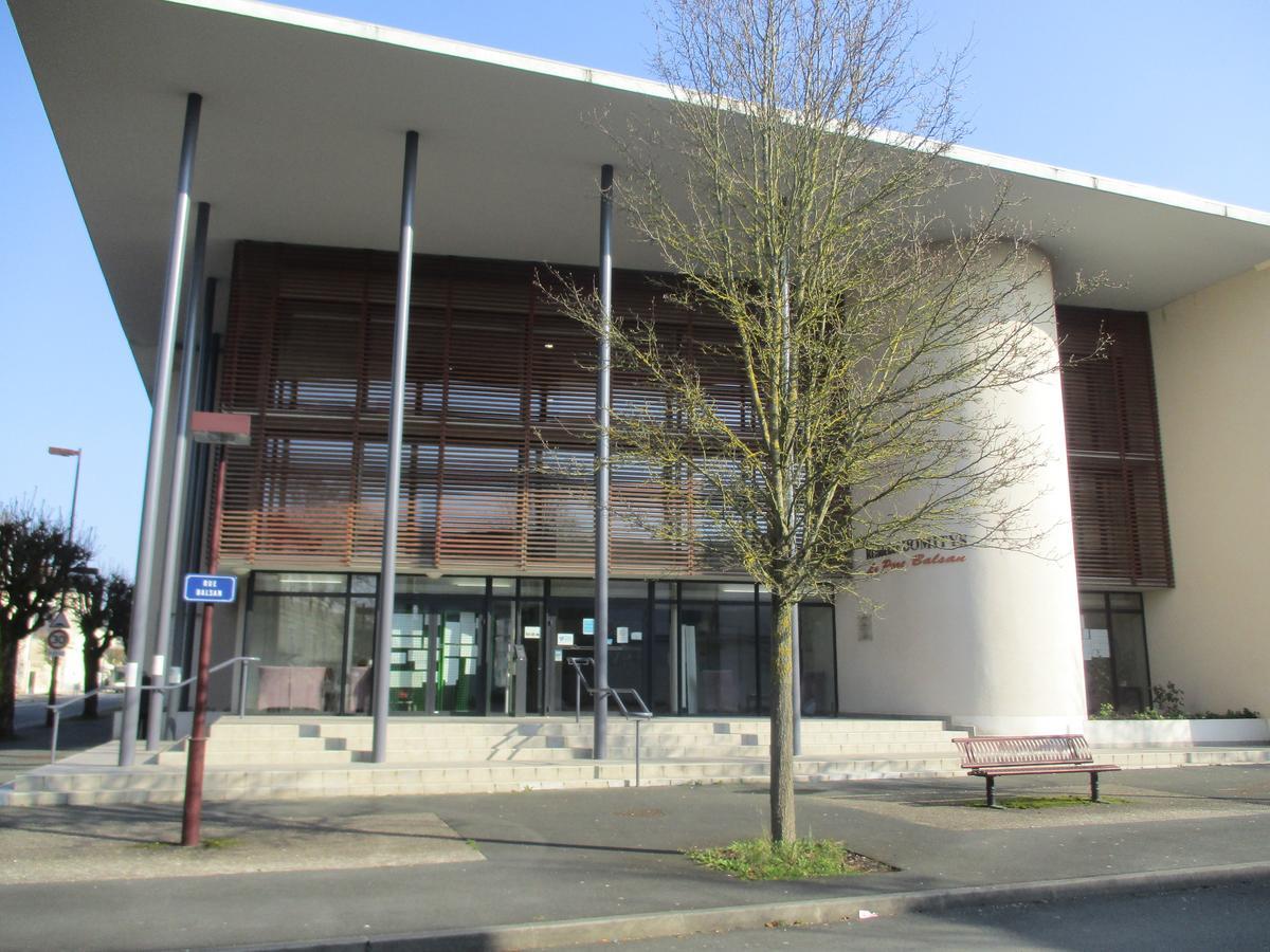 Domitys Le Parc Balsan Aparthotel Châteauroux Екстериор снимка